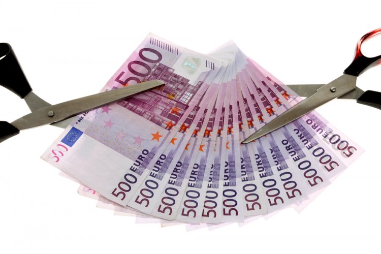 Insurance contributions: Παραγραφή οφειλών από τον ΕΦΚΑ, αν δεν έχουν αναζητηθεί μέσα σε μια 10ετία