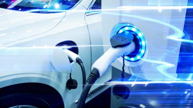Electric Mobility:  Στροφή στην ηλεκτροκίνηση με 2000 σημεία φόρτισης έως το τέλος του 2023