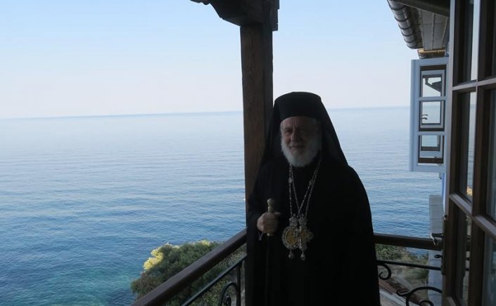 H.E. Metropolitan Dorotheos B: Ευχαριστήριο όφλημα προς την  «ΤΟ ΠΑΝΑΓΙΩΤΑΚΙ ΑμΚΕ» της Μυκόνου  για την στήριξη στον Παιδικό Σταθμό της Ι.Μ. Σύρου