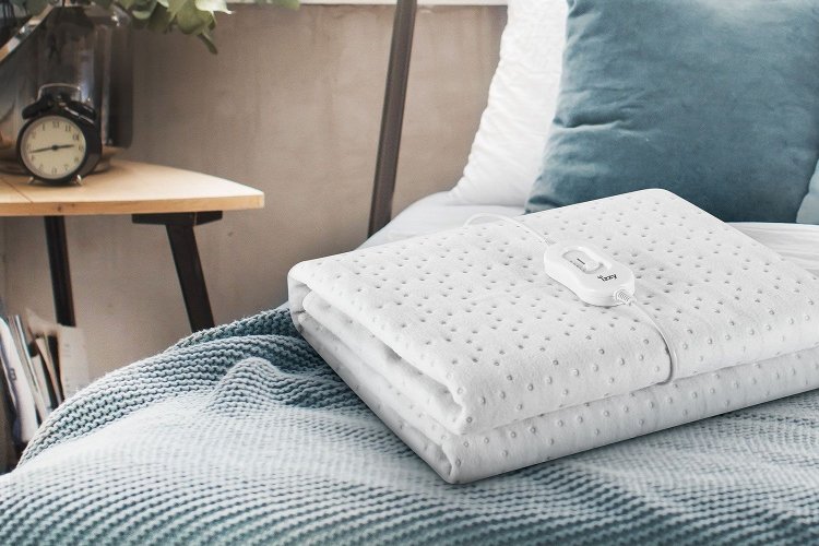 Electric blanket power consumption: Πόσο ρεύμα καίνε οι Ηλεκτρικές κουβέρτες και πόσο κοστίζουν - Τι πρέπει να προσέχουν οι καταναλωτές!!