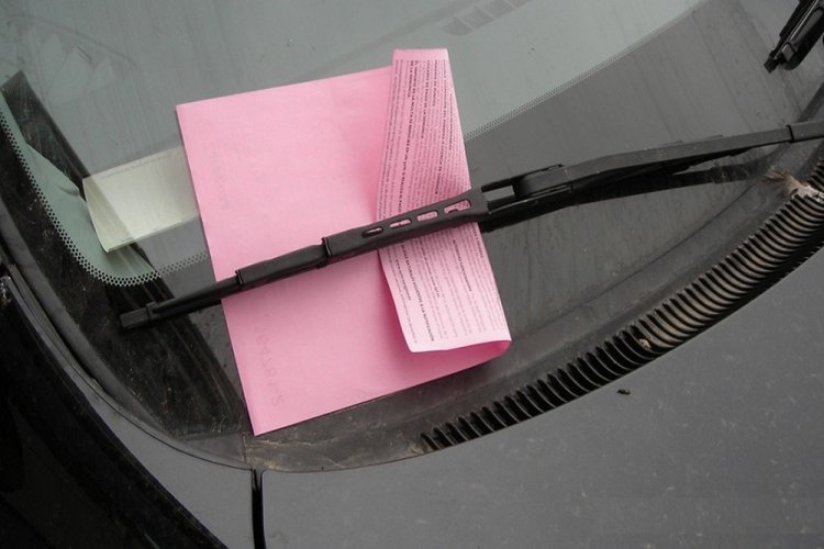 New Highway Code rules: Τέλος στο σβήσιμο των κλήσεων!!