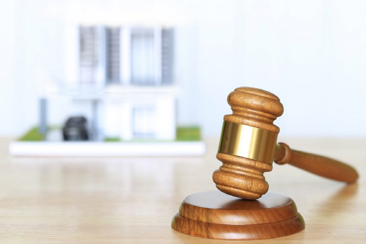 Property Auctions: Πλειστηριασμοί!! “Φρένο” σε κατασχέσεις για τραπεζικά χρέη μικρότερης αξίας των ακινήτων!!