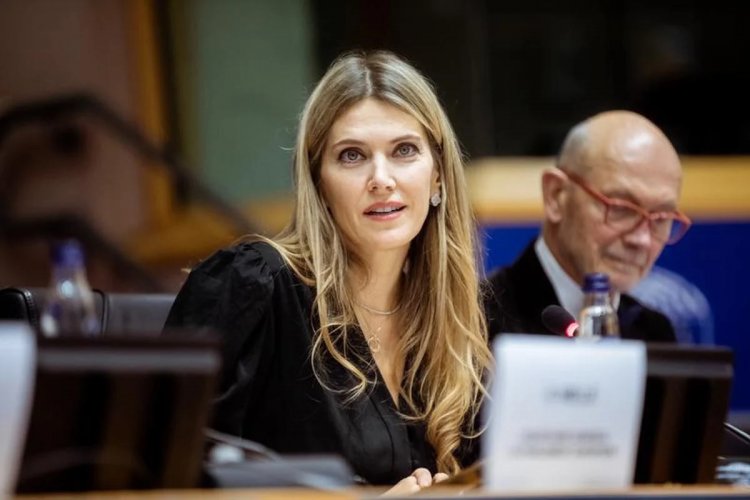 Eva Kaili arrested: Η προσαγωγή της Εύας Καϊλή έγινε σύλληψη για υπόθεση διαφθοράς με το Κατάρ