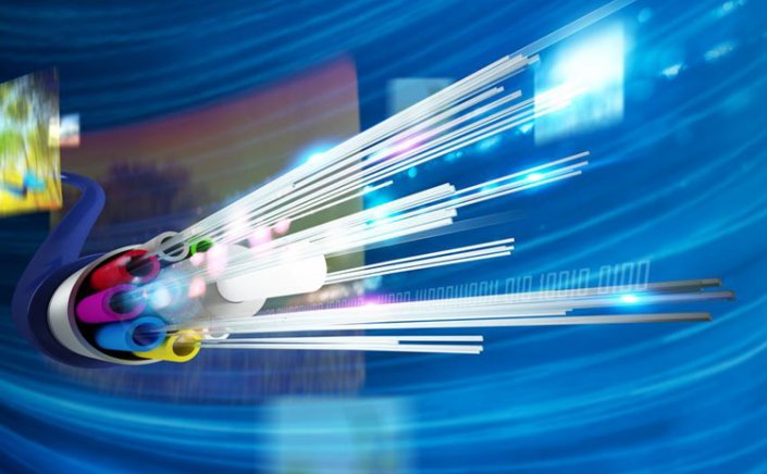 Fiber Optic Network:  Γρήγορο ίντερνετ σε νοικοκυριά και επιχειρήσεις στην Μύκονο και στα νησιά του Ν. Αιγαίου - Ερχονται οι οπτικές ίνες