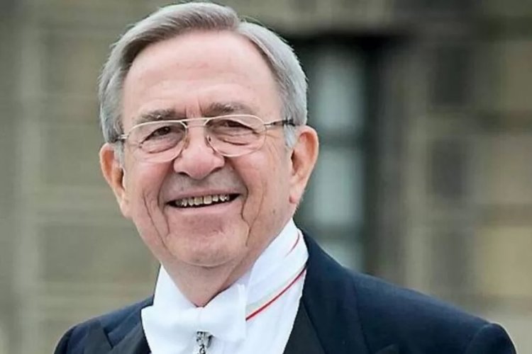 Notable Death: Κωνσταντίνος Γλύξμπουργκ.. Η κυβέρνηση αποφασίζει σήμερα για το τελετουργικό - Τι εξετάζεται