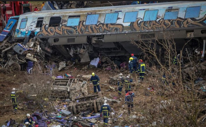 Tempi Train Crash: Ανακοινώθηκε η τριμελής επιτροπή που θα διερευνήσει τα αίτια της τραγωδίας στα Τέμπη -Ποια είναι τα μέλη της
