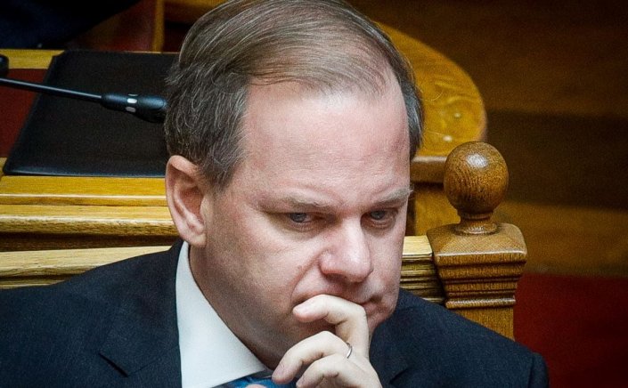 Political developments: Διαστάσεις εντός της ΝΔ παίρνει η υποψηφιότητα Καραμανλή - Ποιοι τον αδειάζουν και ποιοι τον στηρίζουν