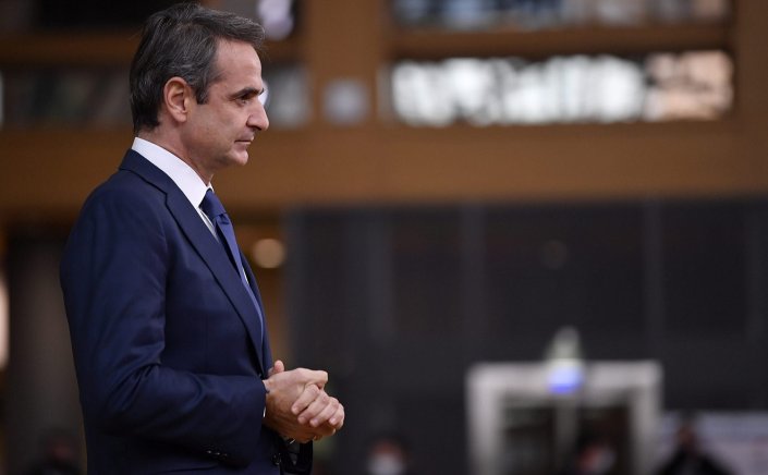 Pre-election period: Οι ρωγμές στην πολιτική ηγεμονία Μητσοτάκη και η αβεβαιότητα για τις εκλογές