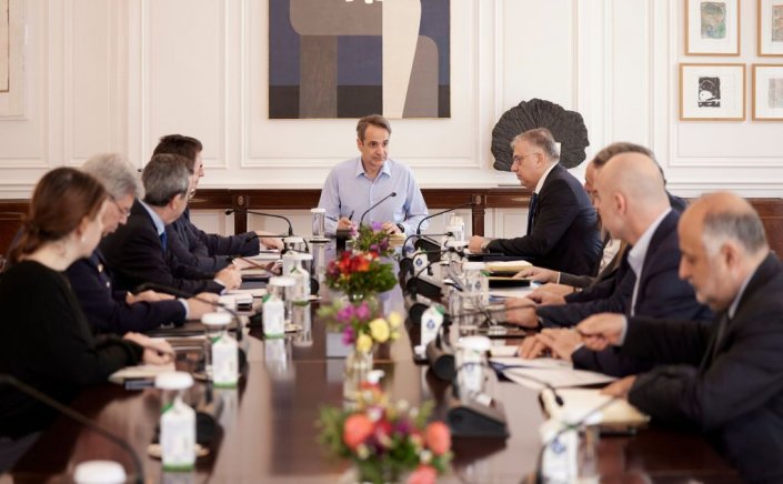 PM Mitsotakis on Mykonos: Δεν νοείται να υπάρχει ένα νησί στο οποίο κάποιοι θεωρούν ότι είναι υπεράνω του νόμου