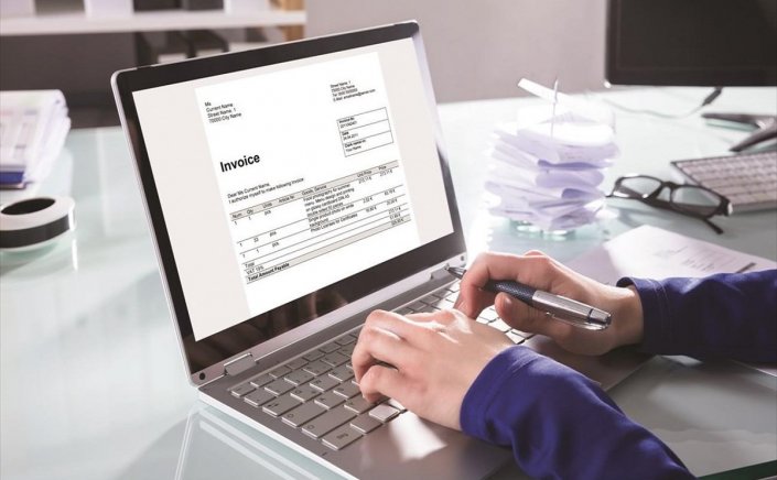 E-invoicing – ΑΑΔΕ: Κίνητρα και οφέλη για όσους εκδίδουν μόνο ηλεκτρονικά τιμολόγια