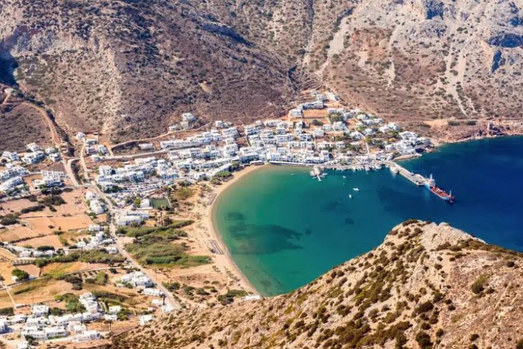 Travel Trends for 2023: Η Σίφνος «πρωταγωνιστεί» στις προτιμήσεις των γερμανόφωνων τουριστών για το 2023