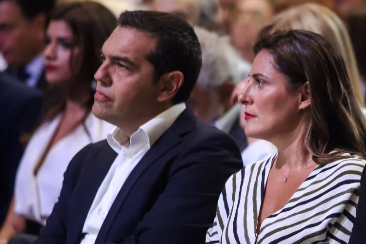 Notable Death: Πέθανε η μητέρα της Περιστέρας Μπαζιάνα - Ακύρωσε ομιλία του στη Βουλή ο Αλέξης Τσίπρας