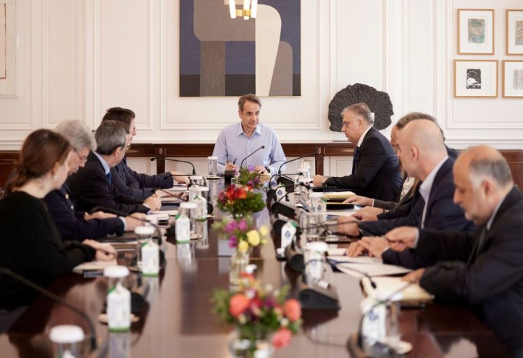 PM Mitsotakis on Mykonos: Δεν νοείται να υπάρχει ένα νησί στο οποίο κάποιοι θεωρούν ότι είναι υπεράνω του νόμου