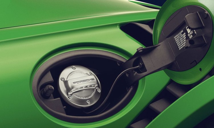 EU / e-fuel cars: Αλλάζουν όλα στο αυτοκίνητο - Γερμανία και ΕΕ κατέληξαν σε συμφωνία στη διαμάχη για τους κινητήρες εσωτερικής καύσης