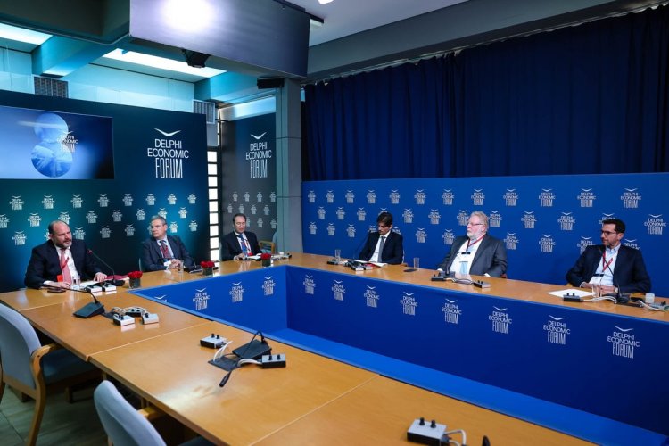 Delphi Economic Forum 2023: Πρωταθλήτρια στις επενδύσεις η ελληνική φαρμακοβιομηχανία – 5.000 νέες θέσεις εργασίας μέχρι το 2027