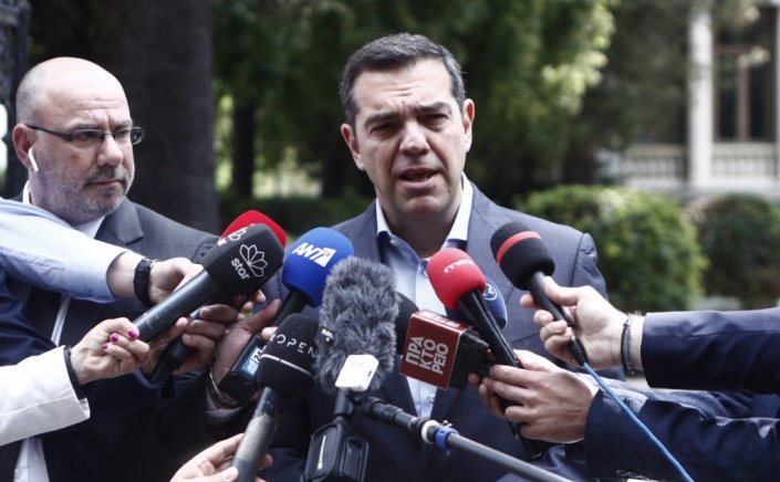 SYRIZA Alexis Tsipras: Οδυνηρό σοκ το εκλογικό αποτέλεσμα - Αναλαμβάνω την ευθύνη για την ήττα, στέκομαι και δίνω τη μάχη [Video]