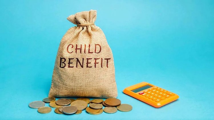 Child Benefit: Άνοιξε η πλατφόρμα για το επίδομα παιδιού - Τι πρέπει να γνωρίζουν οι δικαιούχοι