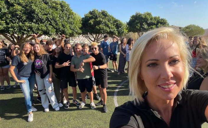 ND MP Candidate - Κατερίνα Μονογυιού για πανελλήνιες: Εύχομαι μέσα από την καρδιά μου να επιτύχετε κάθε στόχο σας και να μην σταματήσετε να αγωνίζεστε για τα όνειρα σας