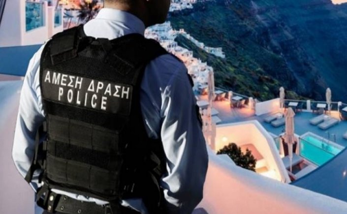 Santorini arrests: Συνελήφθη αστυνομικός για παράνομες οικοδομικές εργασίες