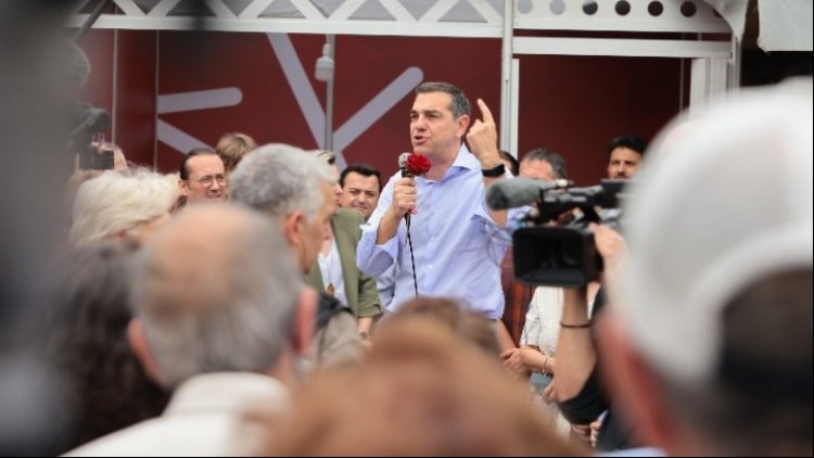 SYRIZA leader Alexis Tsipras: Μας κουνάνε το δάχτυλο γιατί θέλουμε να δώσουμε 13η σύνταξη