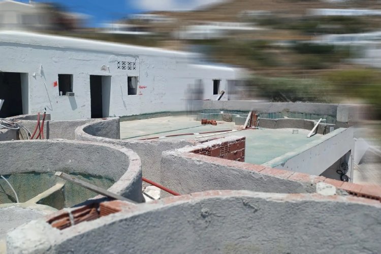 Illegal construction on Mykonos: Δέκα (10) συλλήψεις για αυθαίρετη δόμηση στην Μύκονο