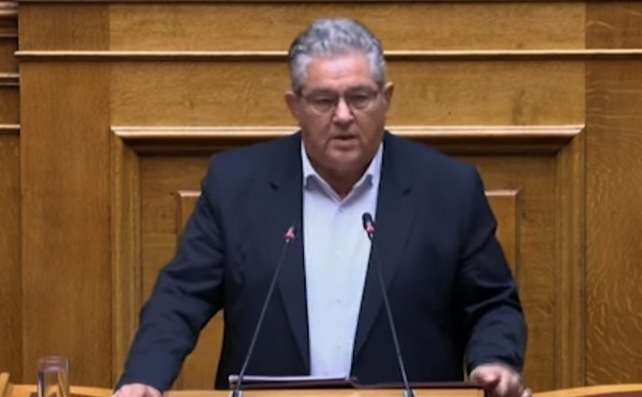 KKE Leader Koutsoubas: Καμία στάση αναμονής από το ΚΚΕ, οι βουλευτές του έχουν ήδη πάρει θέση δίπλα στους αγώνες του λαού