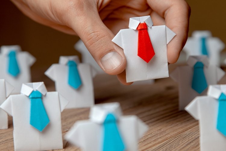 Dismissing an Employee: Απόλυση αλλά με υποχρέωση... τεκμηρίωσης από τον εργοδότη!! Τι αλλάζει σε συμβάσεις και εργαζόμενους συνταξιούχους!!