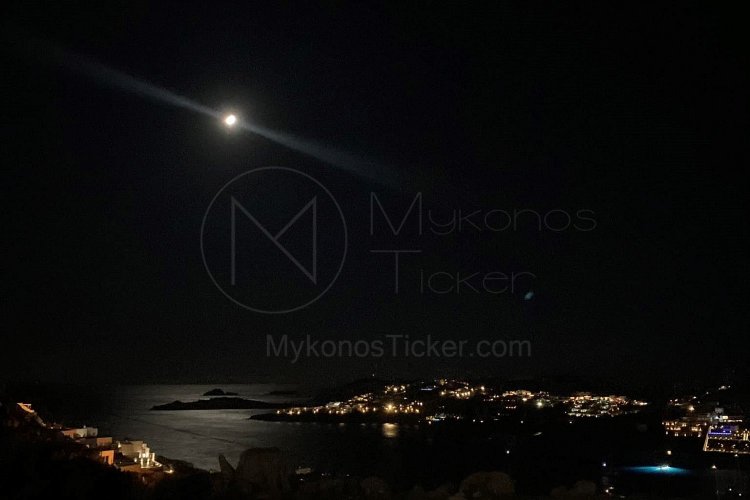 The Full Blue Moon: Η «εμβόλιμη» πανσέληνος του Αυγούστου 2023!! Πάμε μια «βόλτα» στο «μπλε φεγγάρι»