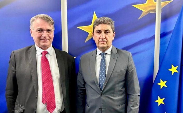 EU funds for Greek farmers should be prioritized, agriculture minister tells visiting EU commissioner