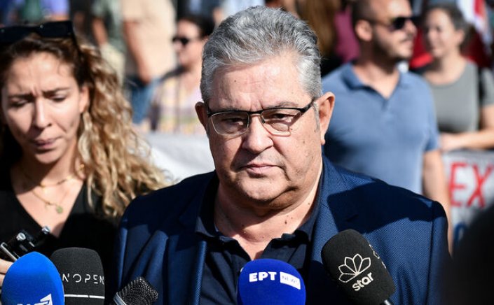 KKE Leader Koutsoubas: Το εργατικό κίνημα δίνει ηχηρή απάντηση για το νομοσχέδιο-έκτρωμα