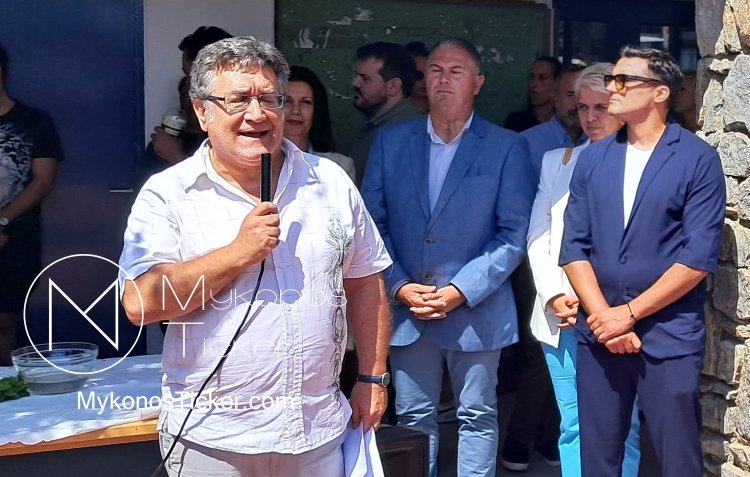 Mykonos Schools: Ο Νίκος Σαντοριναίος απαντά στα «δημοσιεύματα» - Δεν εκβιάζομαι, καιρός να ξυπνήσουν οι νέοι και να μάθουν τι παίζεται τόσα χρόνια