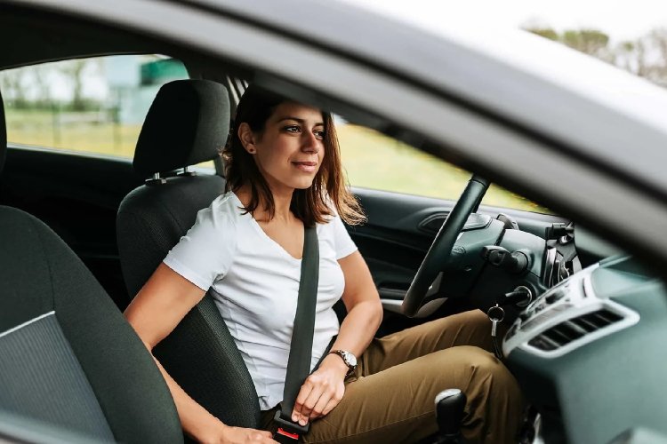 Seat belt: Ζώνες ασφάλειας στο αυτοκίνητο!! Πρέπει να τη φορούν όλοι οι επιβάτες; Τι λέει ο KOK, ποια τα πρόστιμα;