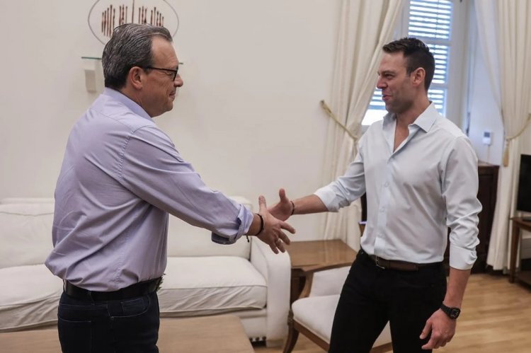 SYRIZA Kasselakis: Ο Σωκράτης Φάμελλος παραμένει πρόεδρος της Κοινοβουλευτικής Ομάδας του ΣΥΡΙΖΑ - Η συζήτηση με τον Κασσελάκη