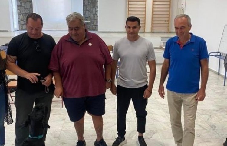 Νίκος Σαντοριναίος: Πρωτοφανές Περιστατικό, ο πρόεδρος της Δ.Ε. Παιδείας παραβίασε την διαδικασία επισκεψιμότητας στα σχολεία για να προβάλει συνυποψήφιους του [Εγκύκλιος]