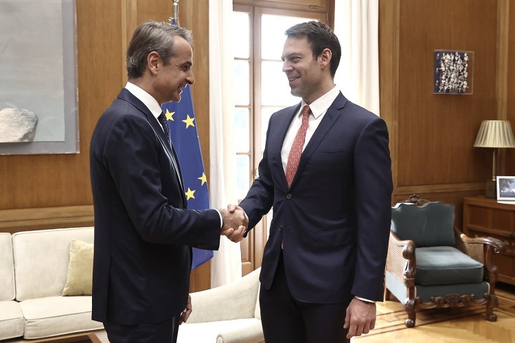 Pm Mitsotakis: Συνάντηση Μητσοτάκη - Κασσελάκη στη Βουλή!! Ο διάλογος μπροστά στις κάμερες [Video]