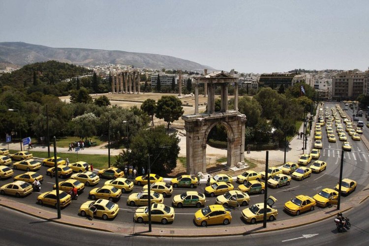 Taxi drivers on strike: Στάση εργασίας την Πέμπτη 16/11 και 24ωρη απεργία την Τετάρτη 22/11