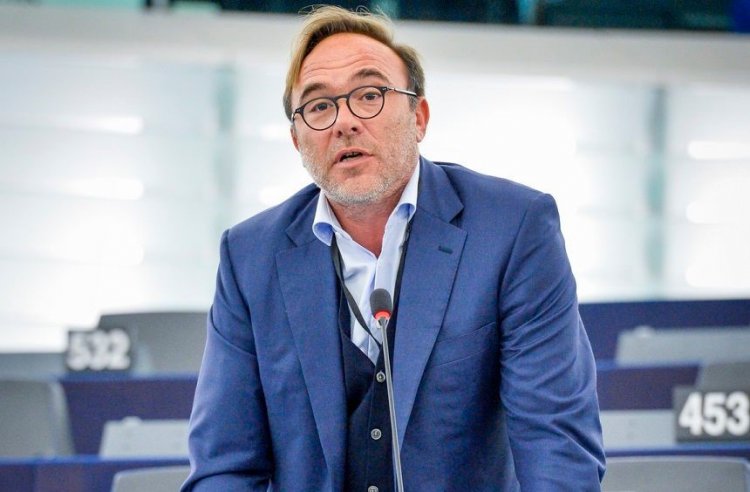 MEP Petros Kokkalis: Αποχώρησε ο Πέτρος Κόκκαλης από την ευρωομάδα του ΣΥΡΙΖΑ-ΠΣ
