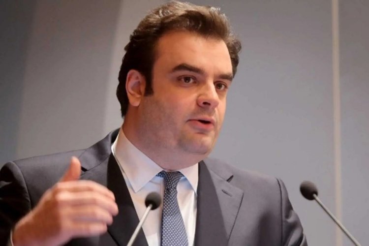 Education Min - Πιερρακάκης: Αυτές θα είναι οι αλλαγές σε Λογοτεχνία και Πληροφορική, στο Δημοτικό και στο Γυμνάσιο!!