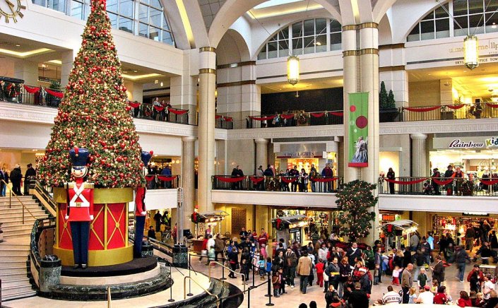 Christmas opening times 2023: Κατόπιν εορτών τα ρεπό όσων εργαστούν τις τρεις τελευταίες Κυριακές του 2023 [Εγκύκλιος]