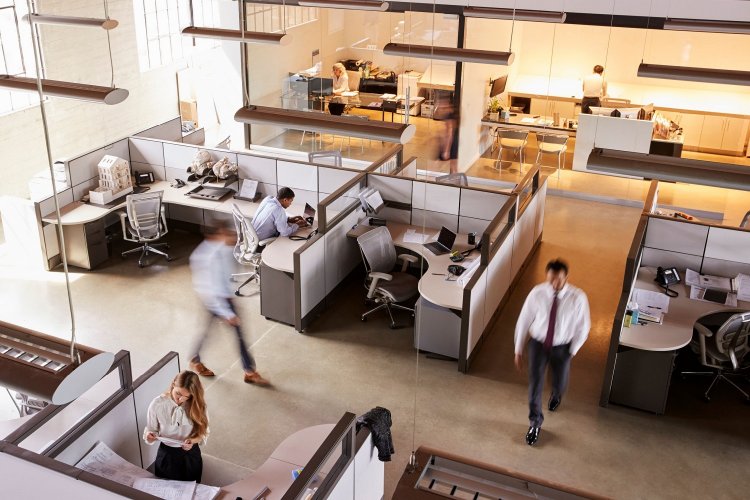 Salary Increases: Πώς θα πάρουν τις αυξήσεις των “τριετιών” 100.000 εργαζόμενοι - Τα μυστικά και οι παγίδες