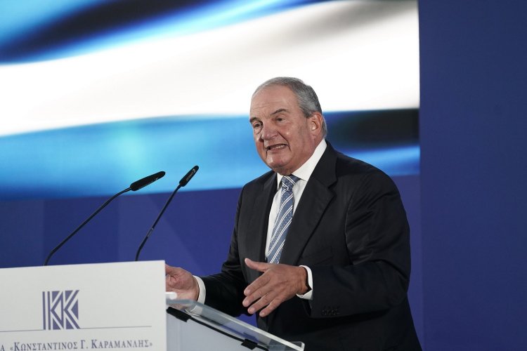 Ex - PM Karamanlis: Οι διάφορες «διαρροές» για τον Κώστα Καραμανλή