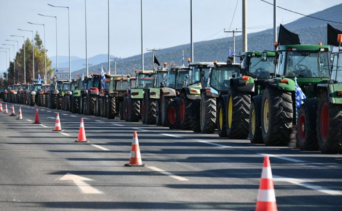 Farmers protest: Την Τρίτη «κληρώνει» για την κλιμάκωση από τους αγρότες - Το ραντεβού και ο προβληματισμός για την αντιπροσωπεία στο Μαξίμου