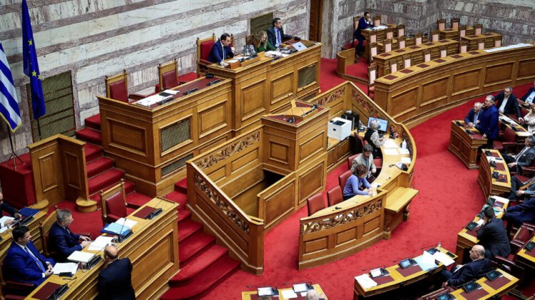 Same-sex marriage: Η ακτινογραφία της ψηφοφορίας για τον Γάμο των ομόφυλων!! 106 «Nαι» από τη ΝΔ, 21 «Όχι» και 31 αποχές!!