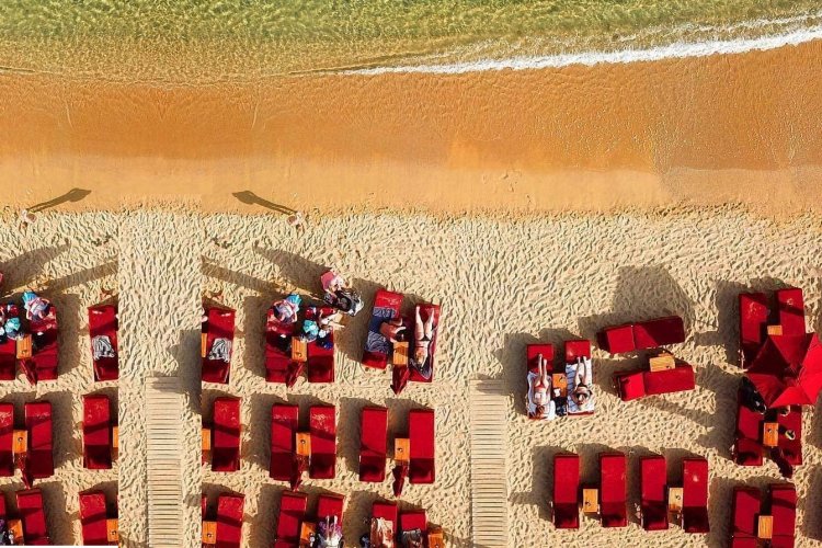 Trespassing on the Beach: Οι πέντε άξονες των παρεμβάσεων για τους αιγιαλούς, στην Βουλή!! Καθήκον να προστατεύσουμε, νομικά και θεσμικά, τις παραλίες μας!!