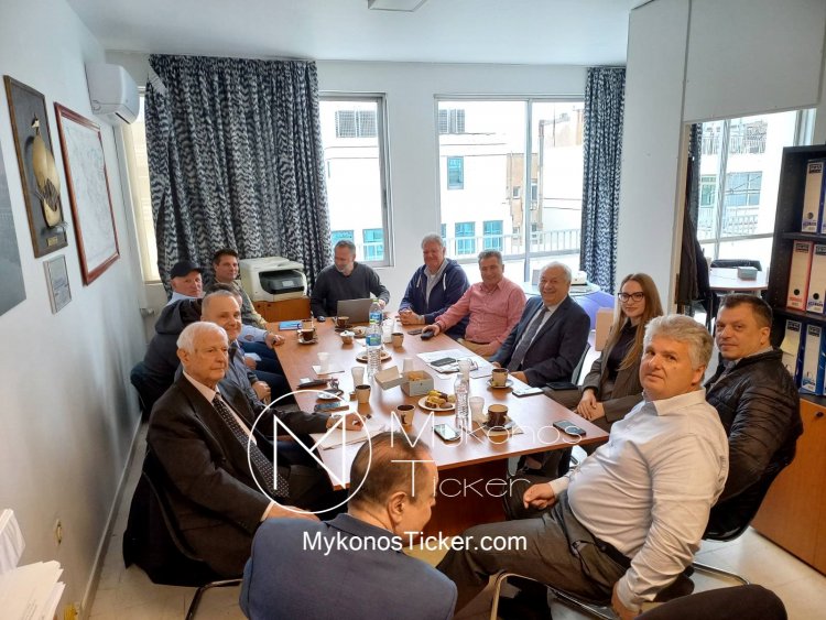 Cruise Season 2024: Συνάντηση Αθανάσιου Κουσαθανά – Μέγα με την ΕΕΚΦΝ για την αναπτυξιακή προοπτική της κρουαζιέρας στην Μύκονο