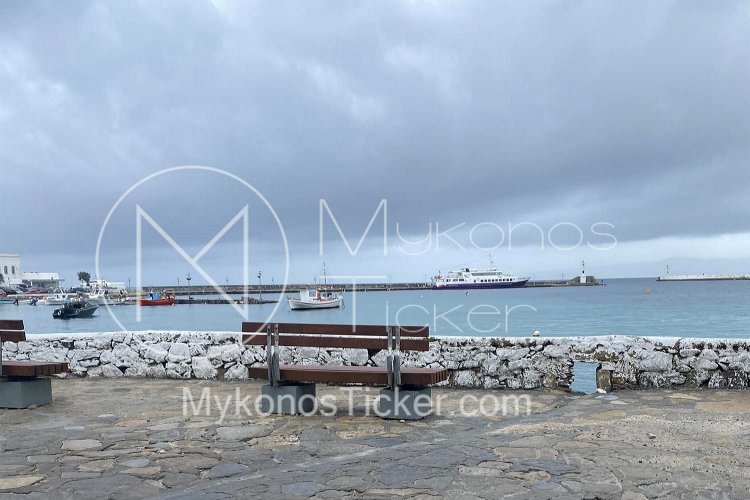 Λιμενικό Ταμείο Μυκόνου: Ανακοίνωση για εργασίες συντήρησης και αποκατάστασης ζημιών, στο Πλακόστρωτο την παραλίας Μυκόνου