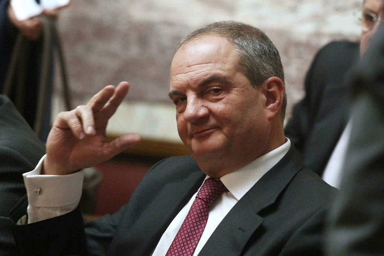 Past PM Karamanlis: Κόβει κάθε σχέση με Μητσοτάκη ο Καραμανλής - Δεν πάει στο Συνέδριο της ΝΔ!!