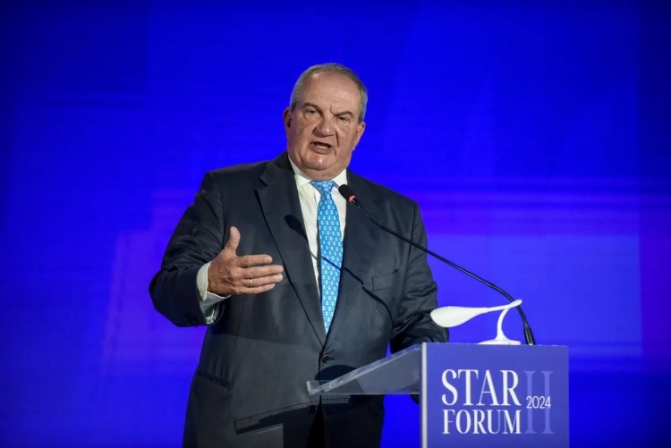 Past PM Karamanlis: «Ένας... φίλος ήρθε χθες από τα παλιά»!! Τι σημαίνει η ξαφνική παρέμβαση Καραμανλή!!