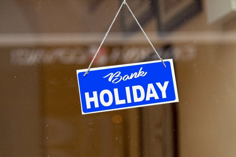 Orthodox Easter: Κλείνουν οι τράπεζες για 5 ημέρες, λόγω Πάσχα και της αργίας της Πρωτομαγιάς - Επίσημη ενημέρωση για πληρωμές και μισθούς