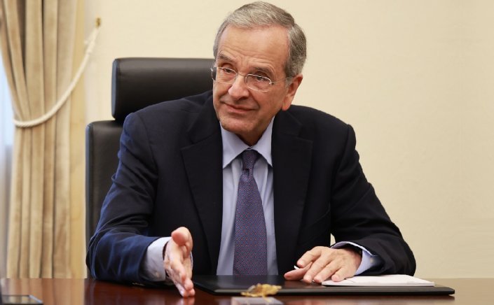 Ex - PM Samaras: Ο Μάνος και ο Μίκης, είναι η «Ελλάδα των ονείρων, η κοσμοπολίτισσα, η παγκόσμια Ελλάδα»